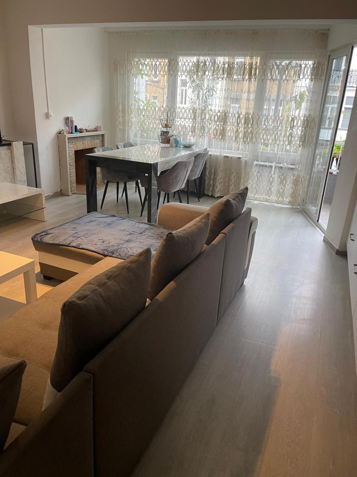 Apartchazal Bryssel Exteriör bild